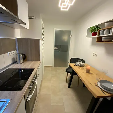 Apartment Einraumwohnung In Der *